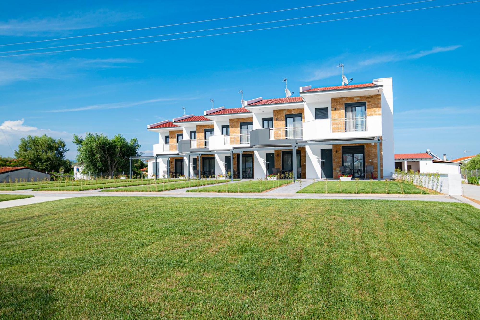 Chryssis Village By Travel Pro Services - Nea Potidaia Halkidiki Nea Poteidaia Bagian luar foto