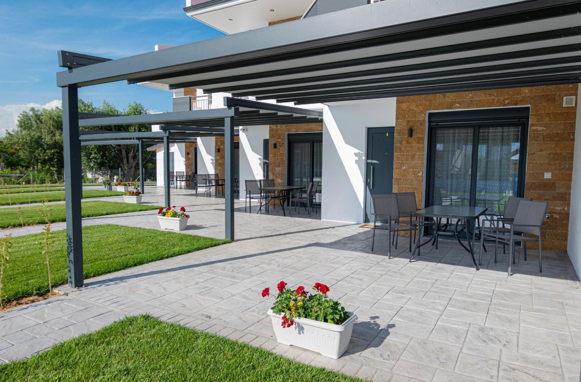 Chryssis Village By Travel Pro Services - Nea Potidaia Halkidiki Nea Poteidaia Bagian luar foto